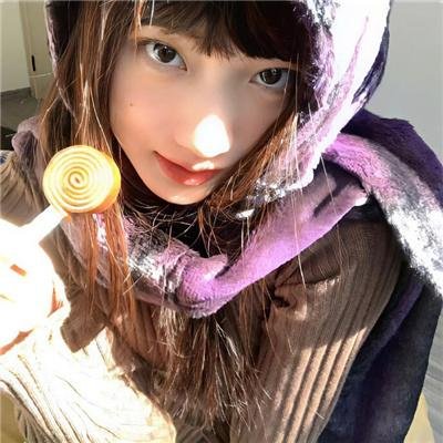 墙里的女人